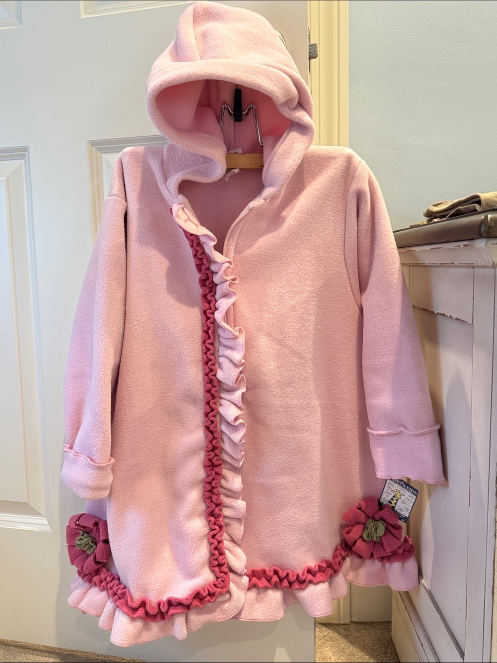 Sz 6x (runs big) Girls' Boutique Pink Hooded Ruffle Fleece Coat